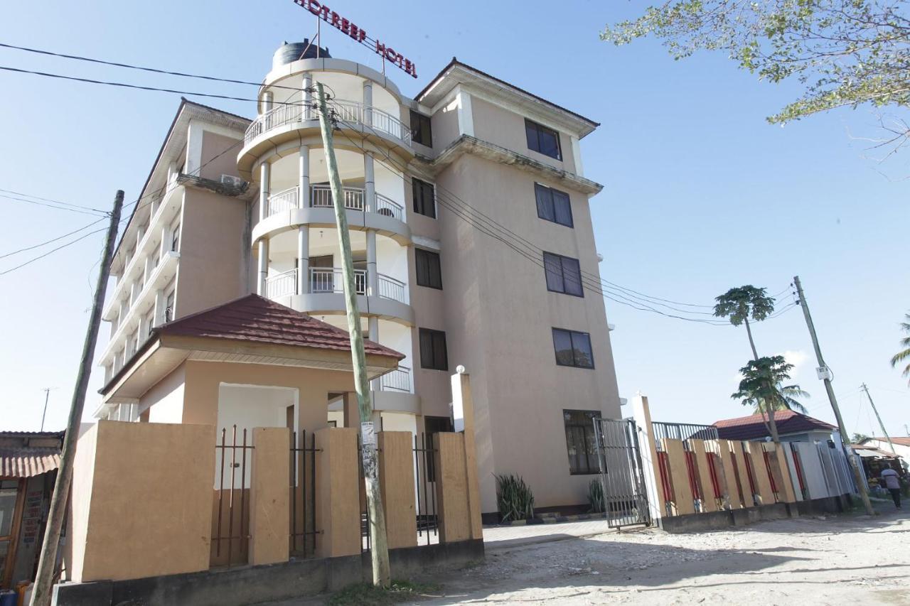 Hotreef Airport Hotel Dar es Salaam Exterior photo